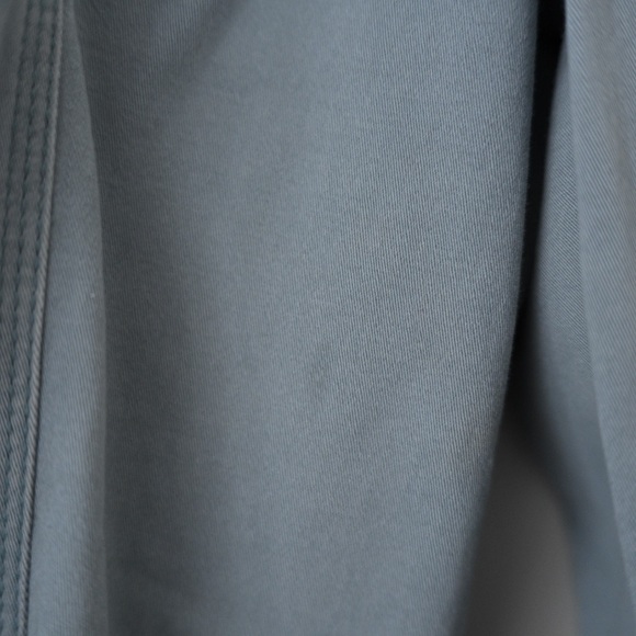 Hollister Women’s Light Gray Low-Rise Baggy Cargo Pants Sz 4R - Picture 14 of 16